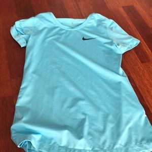 Blue athletic shirt sleeve shirt